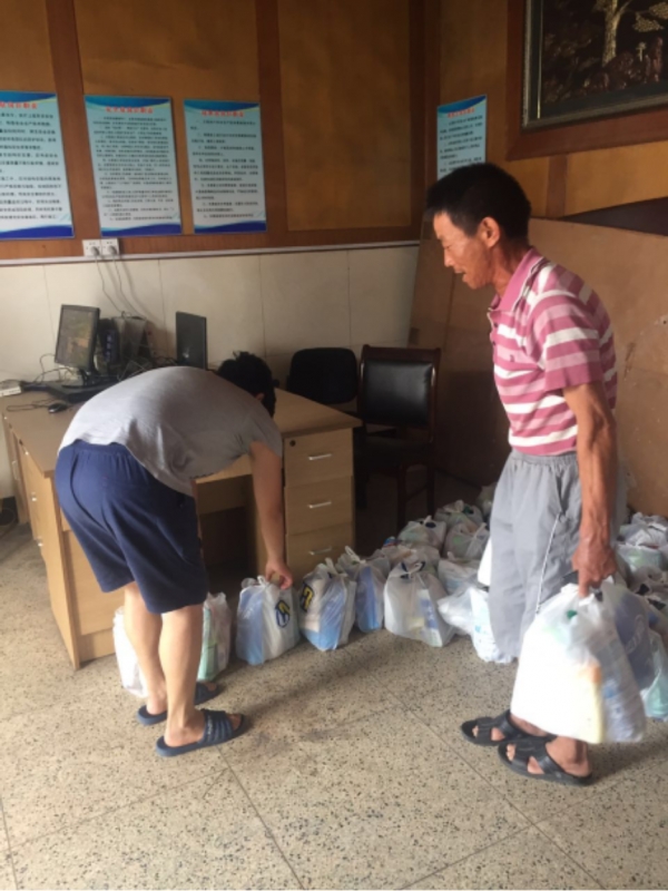 三伏高温送清凉  致敬一线众博(中国)ZHONGBO·官方网页版人